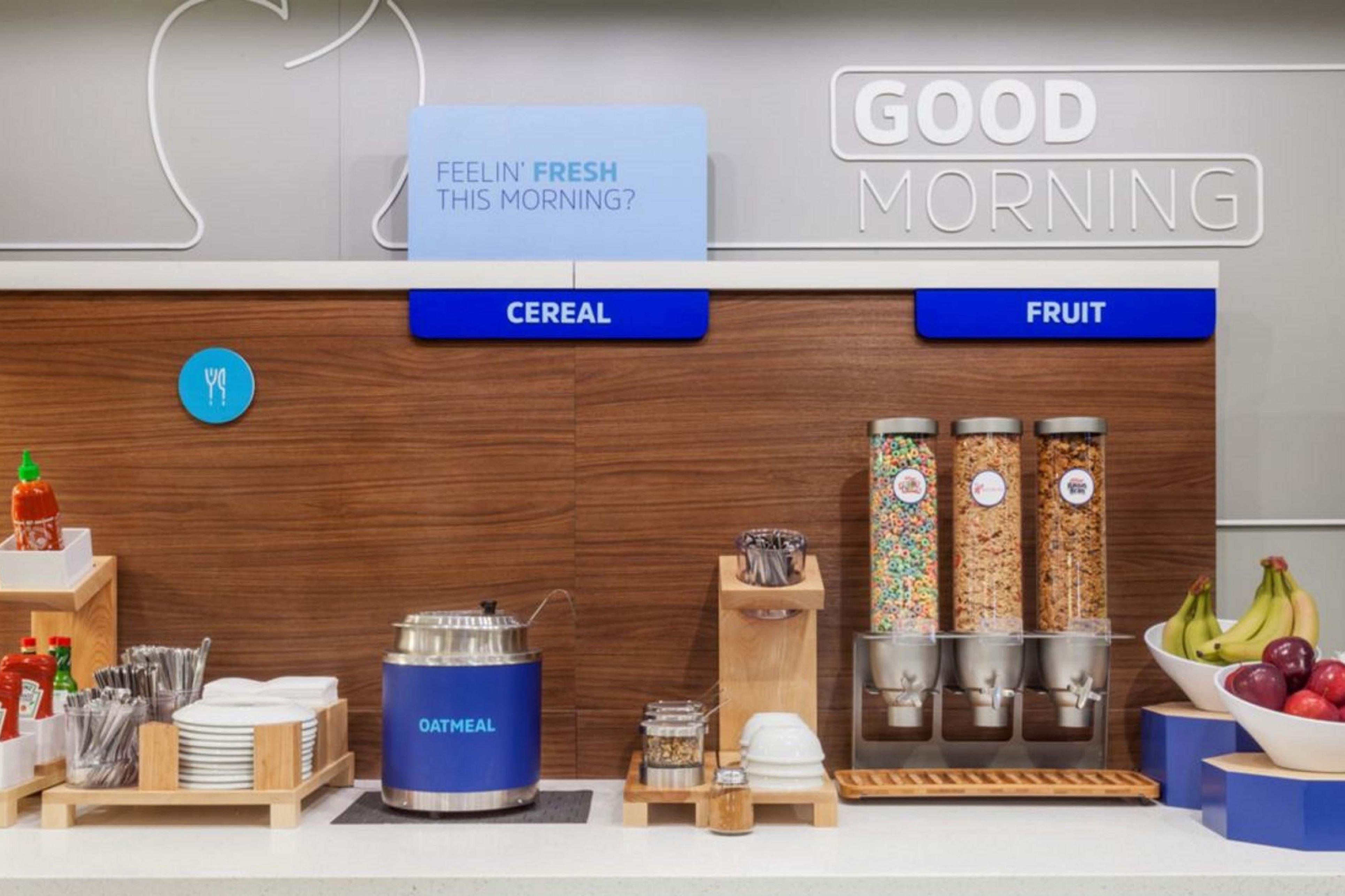 Holiday Inn Express Hotel & Suites York By Ihg Εξωτερικό φωτογραφία