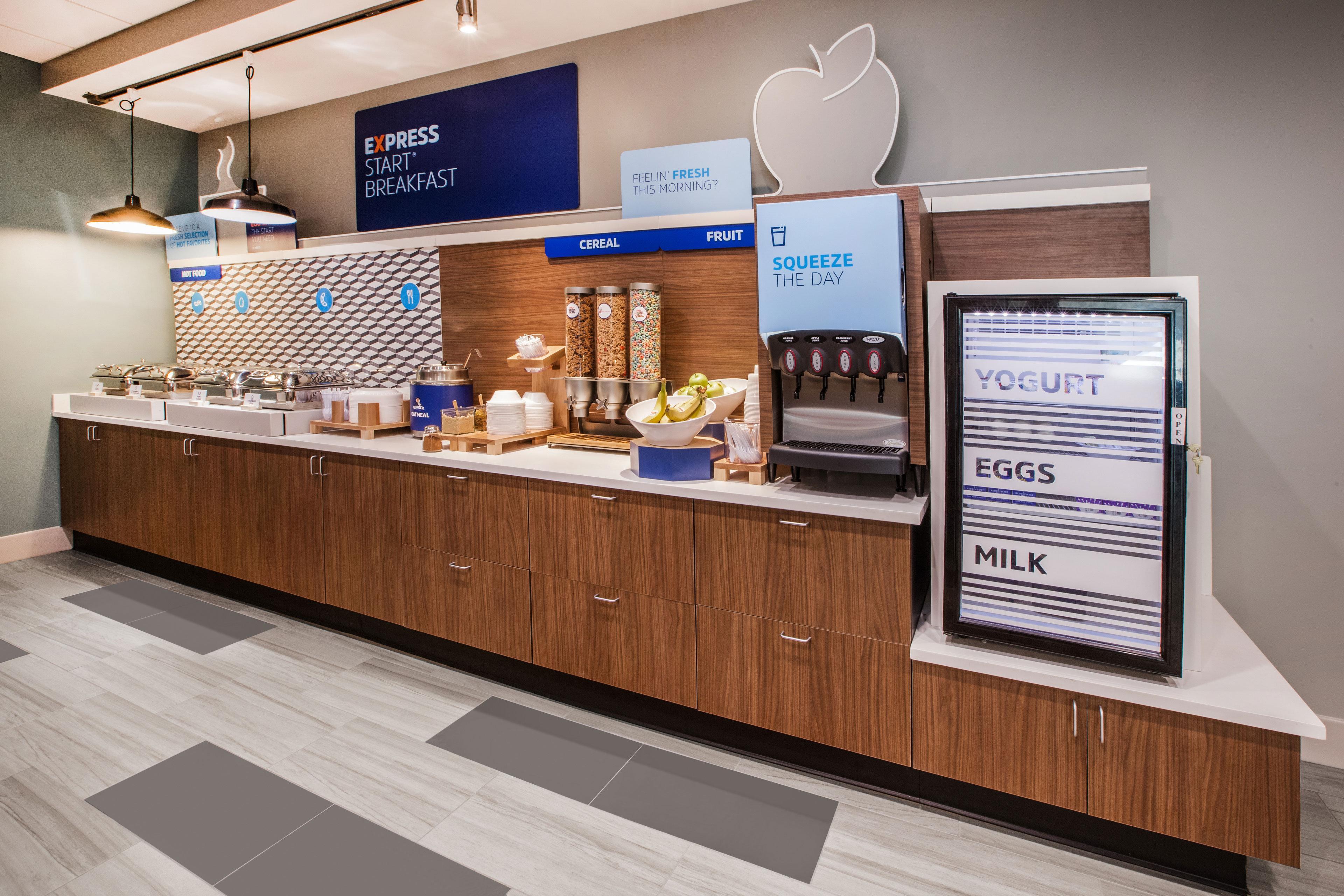 Holiday Inn Express Hotel & Suites York By Ihg Εξωτερικό φωτογραφία